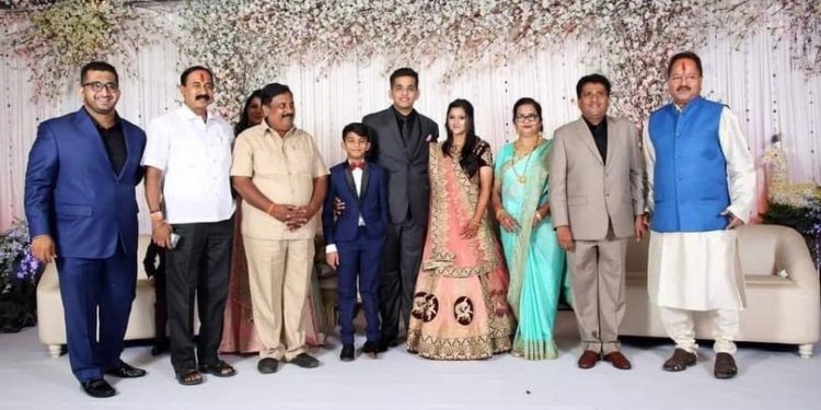 मित्रवर्य तरे अनंतात विलीन : पत्रकार हेमंत जोशी 