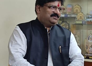 खुले कवाड अफलातून अनिल गायकवाड…